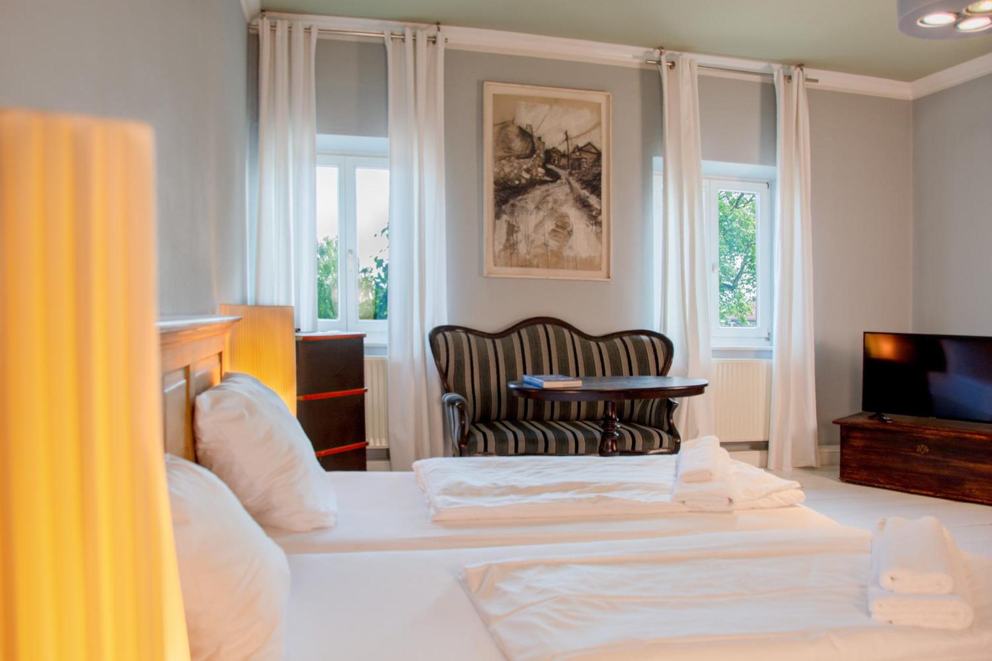 Gut Staudham Gasthof Und Events Otel Wasserburg Dış mekan fotoğraf